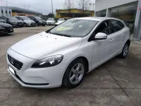 Usata Volvo V40 Business Edition 114 CV (83 kW) 2015 Bianco Berlina