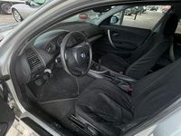 Usata BMW 118 122 CV (89 kW) 2004 Grigio Utilitaria