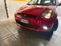 Usata Ford Fiesta 75 CV (55 kW) 2006 Berlina