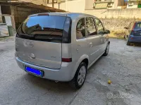 Usata Opel Meriva 101 CV (74 kW) 2007 Grigio Monovolume