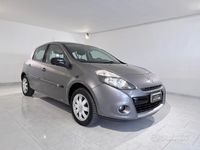 Usata Renault Clio II Dynamique 80 CV (58 kW) 2010 Grigio Berlina