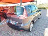 Usata Renault Scénic III Luxe 110 CV (80 kW) 2010 Grigio Monovolume