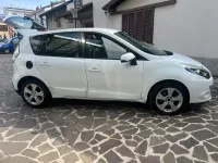 Usata Renault Scenic E-Tech Dynamique 130 CV (95 kW) 2011 Bianco Berlina