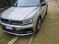 Usata VW Tiguan R-line 150 CV (110 kW) 2019 Grigio SUV