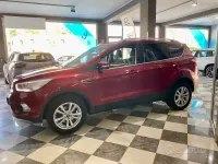 Usado Ford Kuga Business Edition 120 CV (88 kW) 2019 Rojo SUV