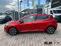 Usata Renault Clio V Techno 101 CV (74 kW) 2023 Rosso passion Berlina