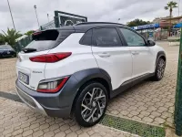 Usata Hyundai Kona 105 CV (77 kW) 2021 Bianco SUV