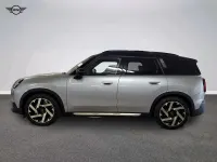 Usata Mini Countryman Favoured 150 kW (204 CV) 2026 Grigio SUV