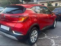 Usata Renault Captur 100 CV (73 kW) 2021 Rosso SUV