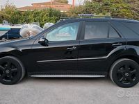 Usata Mercedes ML320 224 CV (164 kW) 2007 Nero SUV