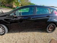 Usata Ford Fiesta 82 CV (60 kW) 2010 Blu/azzurro Utilitaria