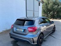 Usata Mercedes A180 AMG 122 CV (89 kW) 2013 Grigio Berlina