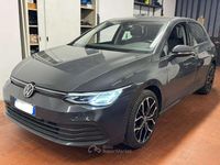Usata VW Golf VIII Life 110 CV (80 kW) 2023 Grigio Berlina