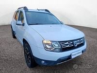 Usata Dacia Duster Lauréate 114 CV (83 kW) 2016 Bianco SUV