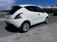 Gebraucht Lancia Ypsilon Gold 69 PS (50 kW) 2013 Weiß Kleinwagen