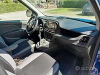 Usata Fiat Doblò 90 CV (66 kW) 2020 Blu Monovolume