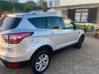 Usata Ford Kuga 120 CV (88 kW) 2019 Grigio SUV