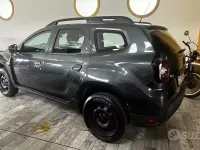 Usata Dacia Duster Essentiel 101 CV (74 kW) 2020 Grigio SUV