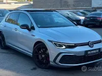 Usata VW Golf VIII GTI 245 CV (180 kW) 2023 Grigio Berlina