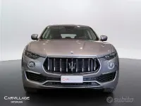 Usata Maserati Levante 330 CV (242 kW) 2022 Grigio SUV