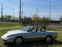 Usata Alfa Romeo Spider 131 CV (96 kW) 1991 Grigio Cabrio