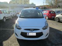 Usata Hyundai ix20 90 CV (66 kW) 2013 Bianco pastello Utilitaria