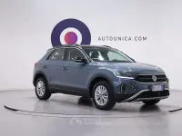 Usata VW T-Roc Life 150 CV (110 kW) 2023 Blu SUV