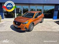 Usata Peugeot 2008 Active 101 CV (74 kW) 2023 Arancione SUV