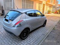 Usata Lancia Ypsilon Silver 95 CV (69 kW) 2011 Grigio Utilitaria