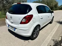 Usata Opel Corsa 80 CV (58 kW) 2010 Bianco Utilitaria