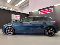 Usata Mercedes A180 Premium 116 CV (85 kW) 2021 Blu/azzurro Berlina