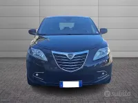 Usata Lancia Ypsilon Gold 95 CV (69 kW) 2015 Nero Utilitaria