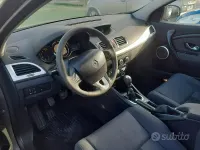 Usata Renault Mégane III Dynamique 110 CV (80 kW) 2010 Beige Berlina