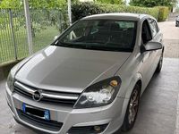 Usata Opel Astra 2004 Grigio Berlina