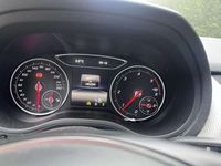 Usata Mercedes B180 109 CV (80 kW) 2015 Bianco Monovolume