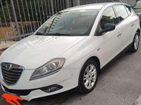 Usata Lancia Delta Gold 120 CV (88 kW) 2013 Bianco Utilitaria