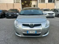 Usata Toyota Auris 126 CV (92 kW) 2009 Argento Utilitaria