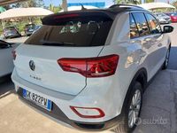 Usata VW T-Roc Life 150 CV (110 kW) 2022 Bianco SUV