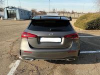 Usata Mercedes A180 AMG line 116 CV (85 kW) 2021 Grigio Berlina