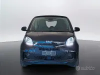 Usata Smart ForTwo Electric Drive Passion 41 kW (56 CV) 2023 Nero Berlina