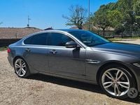 Usata Jaguar XF Portfolio 180 CV (132 kW) 2018 Grigio Berlina