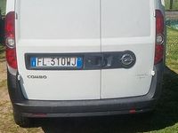 Usata Opel Combo 105 CV (77 kW) 2017 Monovolume