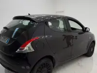 Usata Lancia Ypsilon Platinum 69 CV (50 kW) 2013 Viola Utilitaria