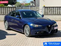 Usata Alfa Romeo Giulia Super 150 CV (110 kW) 2017 Blu/azzurro Berlina