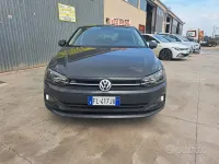 Usata VW Polo R-line 80 CV (58 kW) 2018 Grigio Berlina