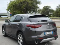 Usata Alfa Romeo Stelvio Super 210 CV (154 kW) 2017 Grigio SUV