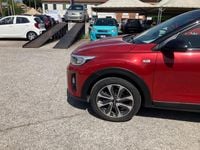Usata Kia Stonic Style 99 CV (72 kW) 2018 Rosso SUV