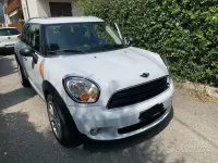 Usata Mini One D Countryman 90 CV (66 kW) 2015 Bianco SUV