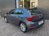 Usata VW Polo Style 95 CV (69 kW) 2023 Grigio Utilitaria