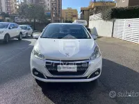 Usata Peugeot 208 Active 82 CV (60 kW) 2016 Grigio Utilitaria